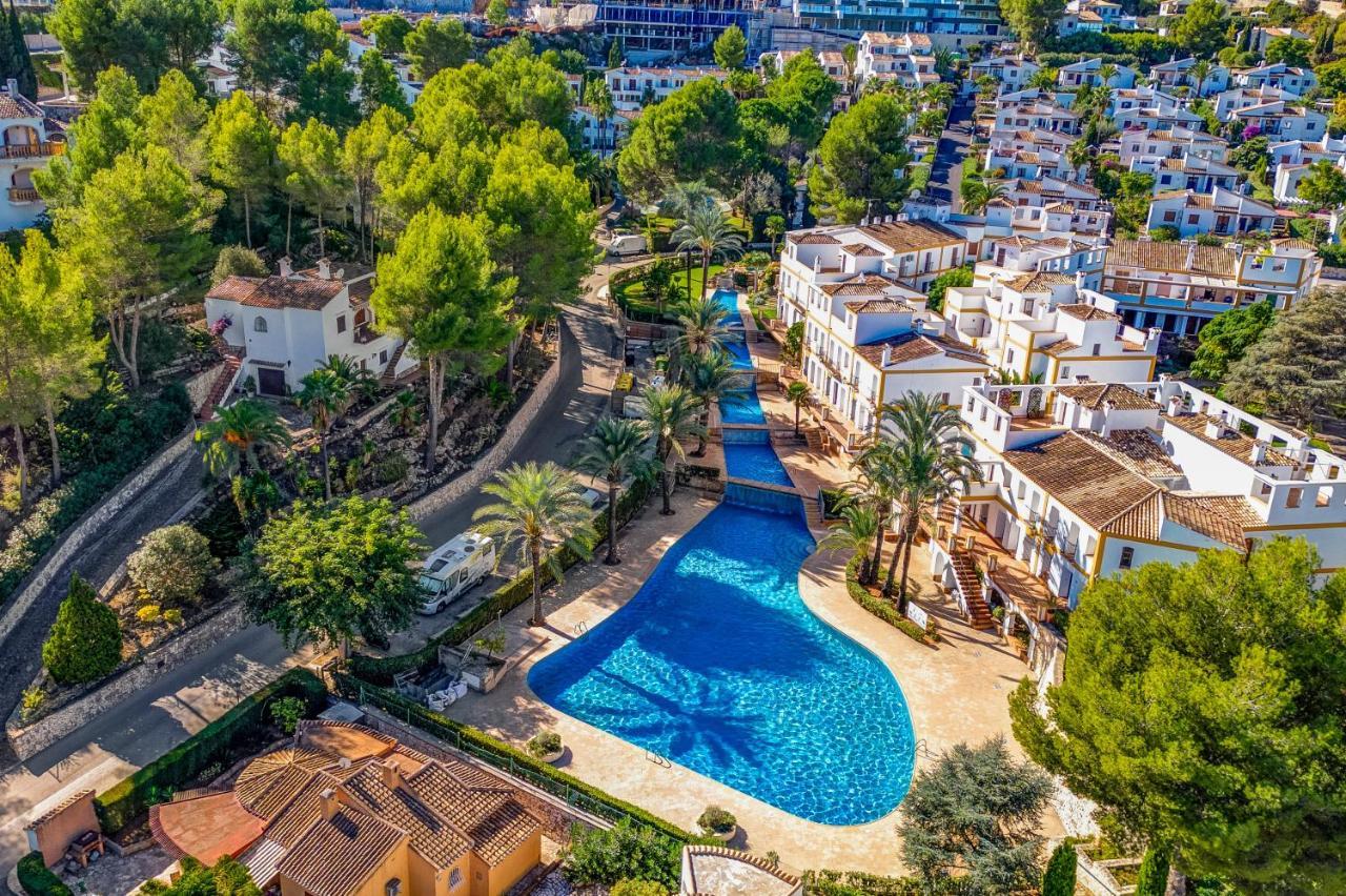 Ruhiges Eckreihenhaus Mit Pool In La Sella Zarzas One Denia *